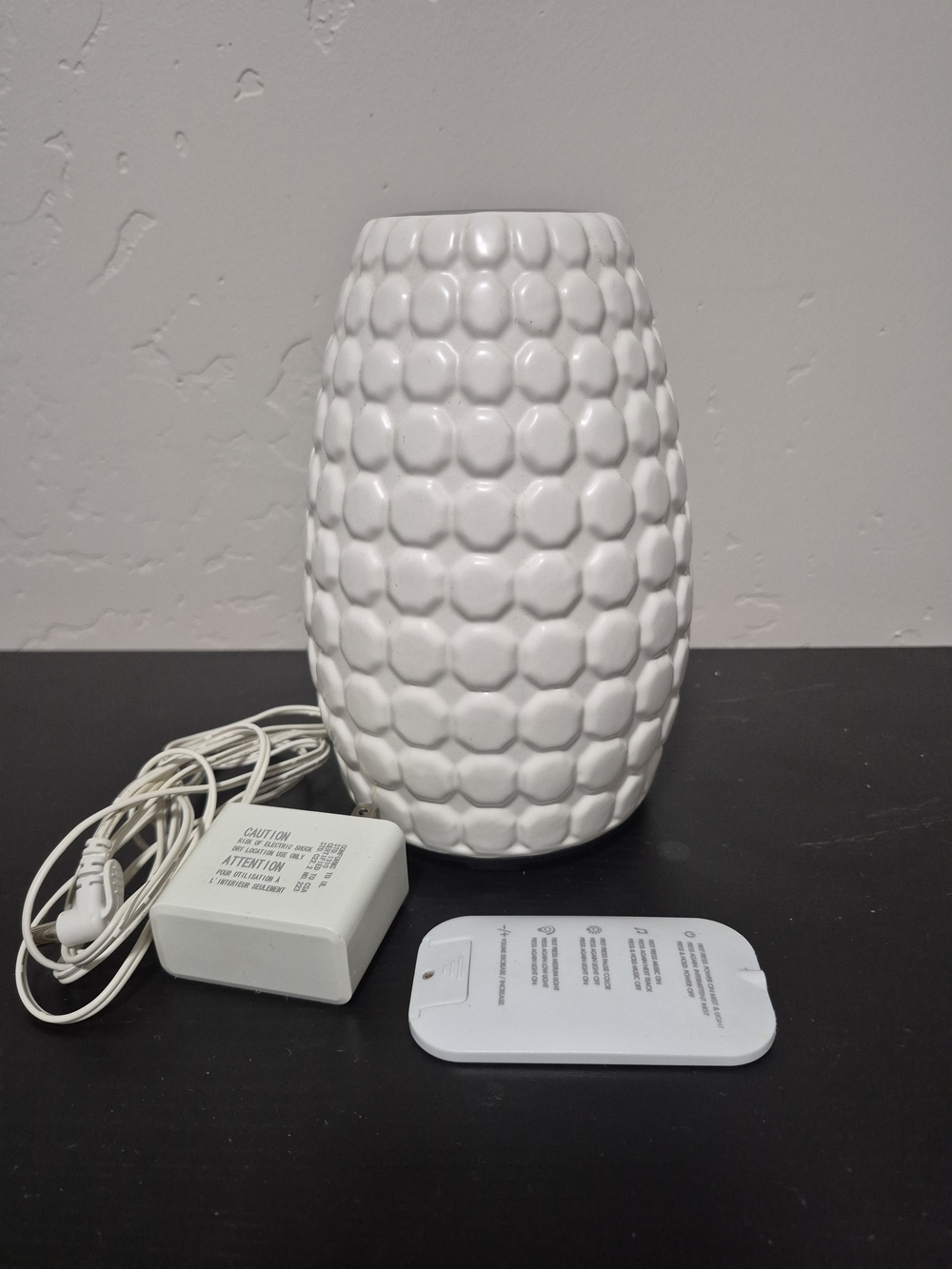 Ellia Gaze Aroma Diffuser Ceramic White - Picture 5 of 5